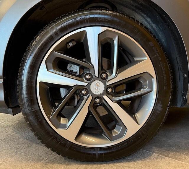 Hyundai Kona 1.0 T-GDI Xpossible