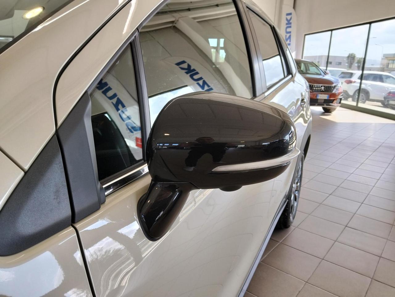 Suzuki S-Cross 1.4h Top+ Kuro 2wd 110cv