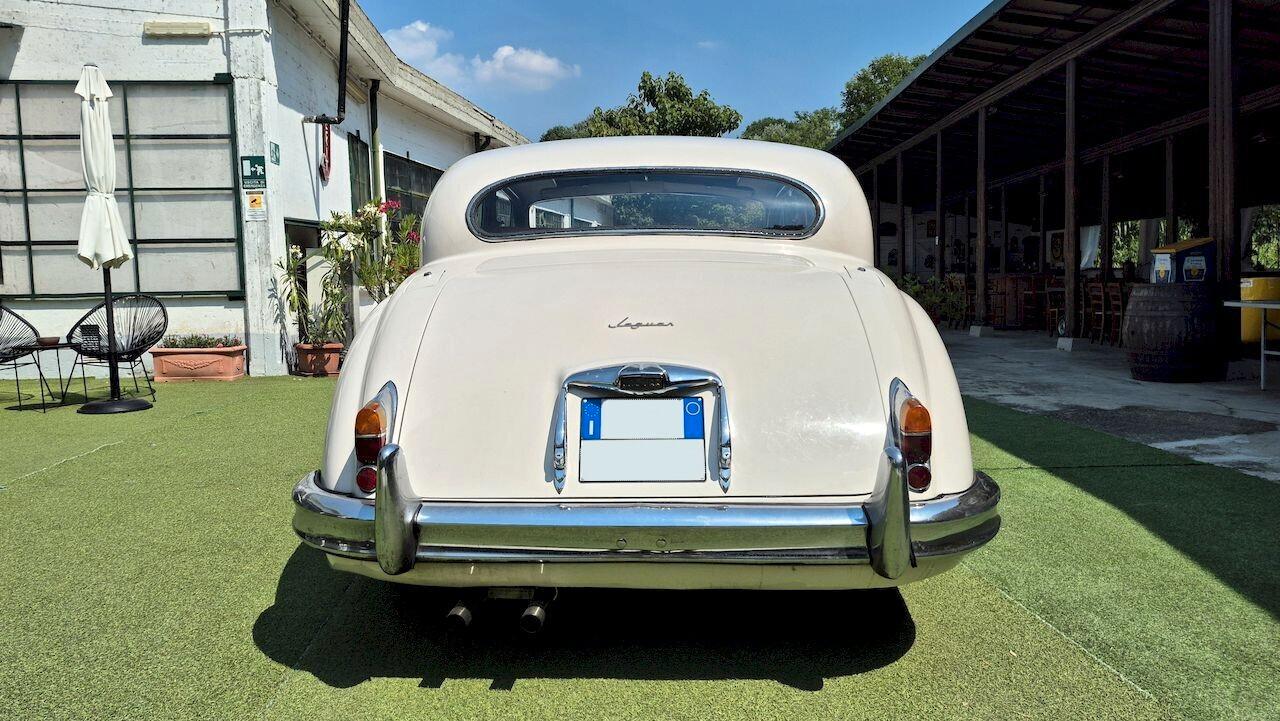 Jaguar Mark IX Saloon MK 9 – 1960 - SUMMER PRICE