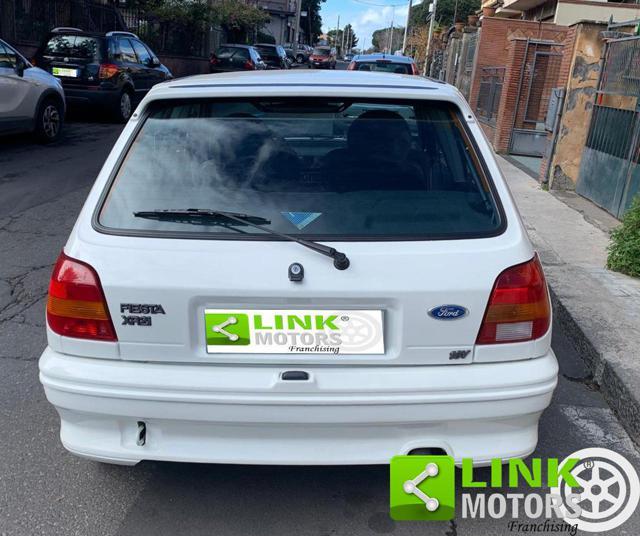 FORD Fiesta 1.8i 16V cat 3 porte XR2
