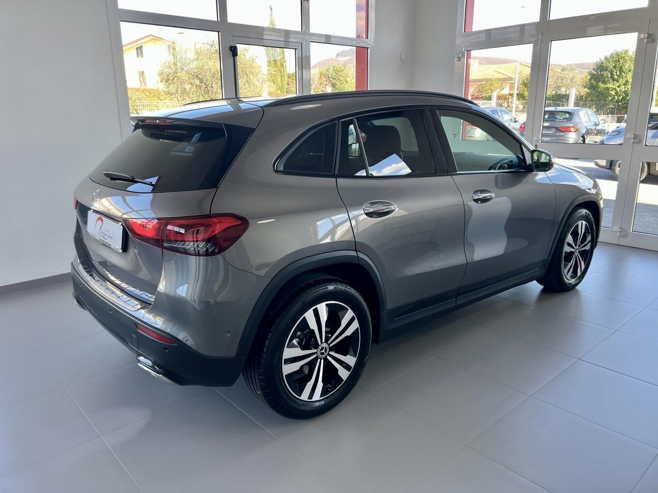 MERCEDES GLA 200d PROGESSIVE LINE - 2022