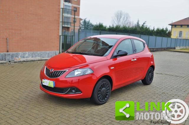 LANCIA Ypsilon 1.0 5 porte Hybrid Ecochic +GPL /NEOPATENTATI