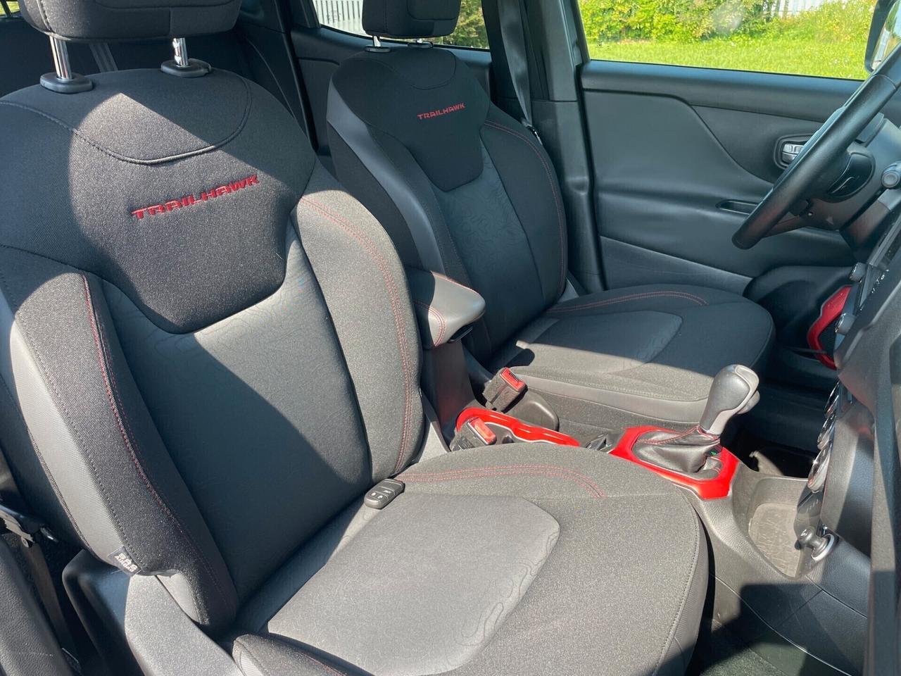 Jeep Renegade 2.0 Mjt 170CV 4WD Active Drive Low Trailhawk