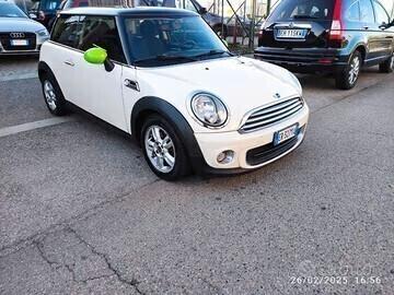 Mini 1.6 16V One (72kW)