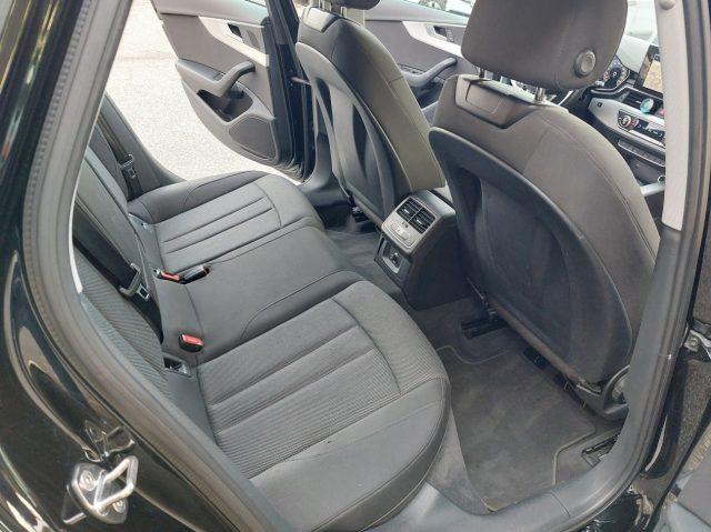AUDI A4 Avant 30 hybrid TDI/136 CV S tronic Bus. Adv.