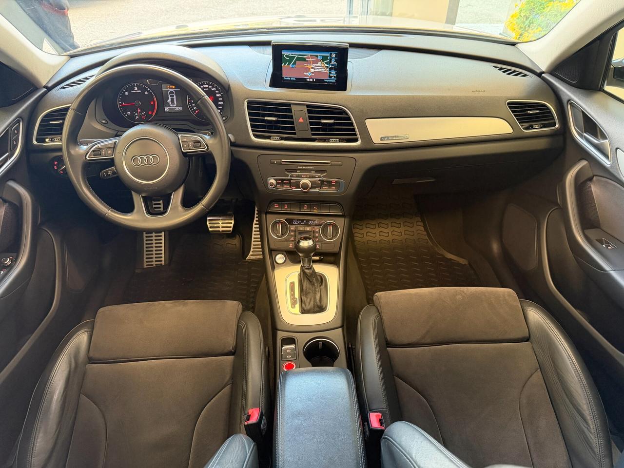 Audi Q3 2.0 TDI 150 CV S line Edition