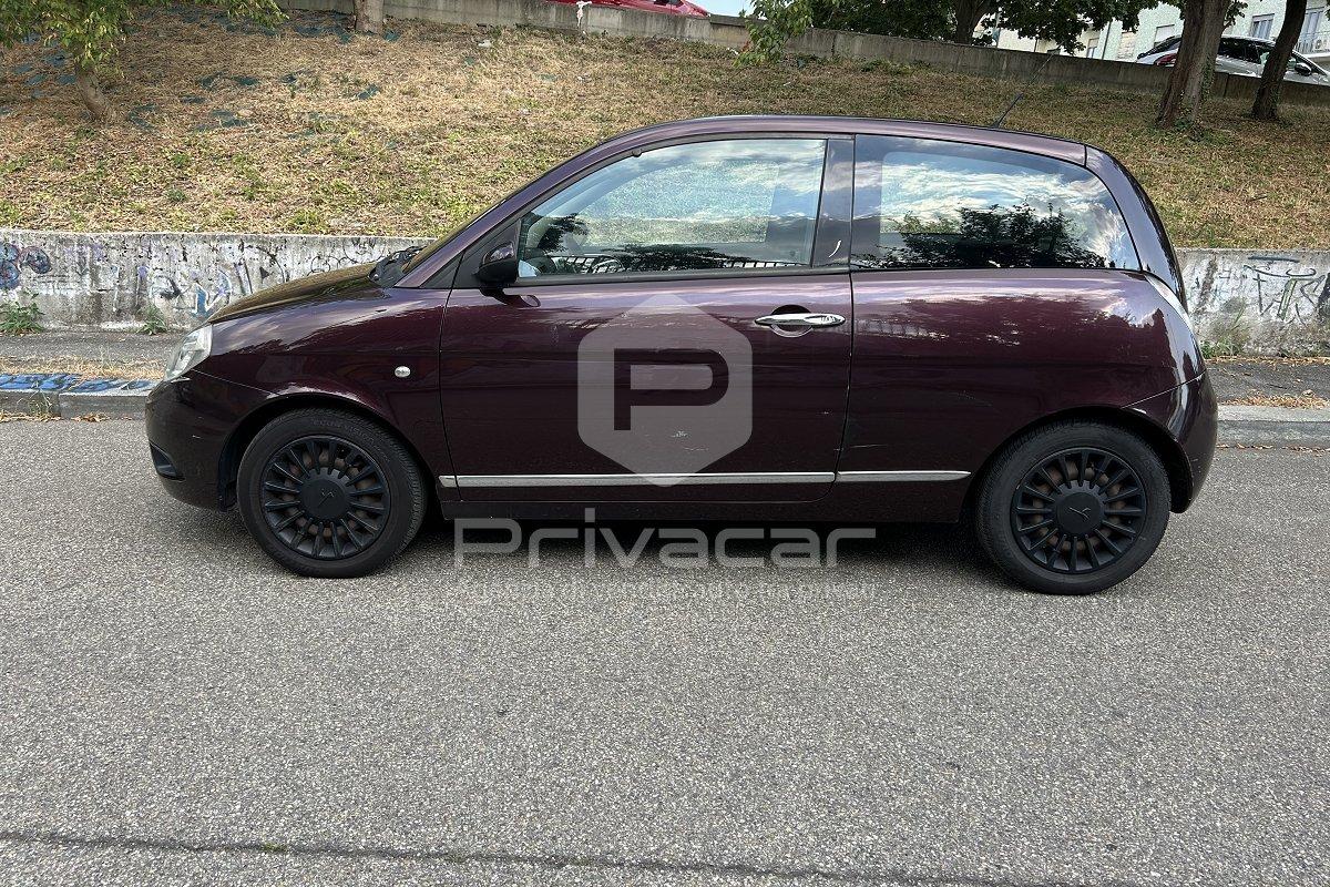 LANCIA Ypsilon 1.3 MJT 75 CV Modamilano