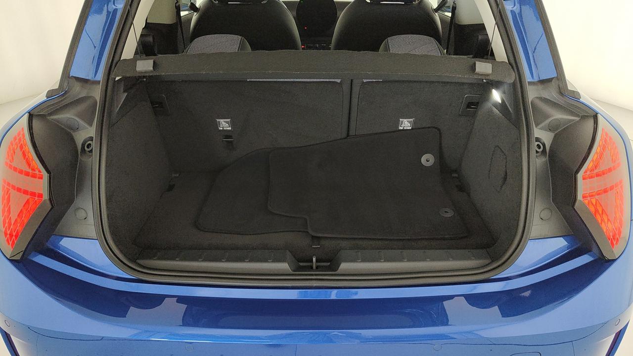 MINI Mini Cooper J01 - Mini Cooper SE Favoured