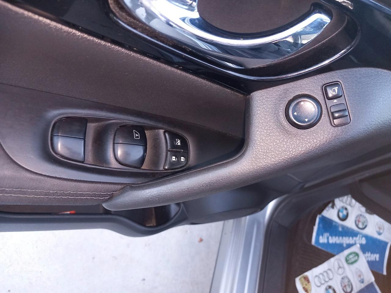 Nissan Qashqai 1.5 dCi N-Connecta tetto led navi