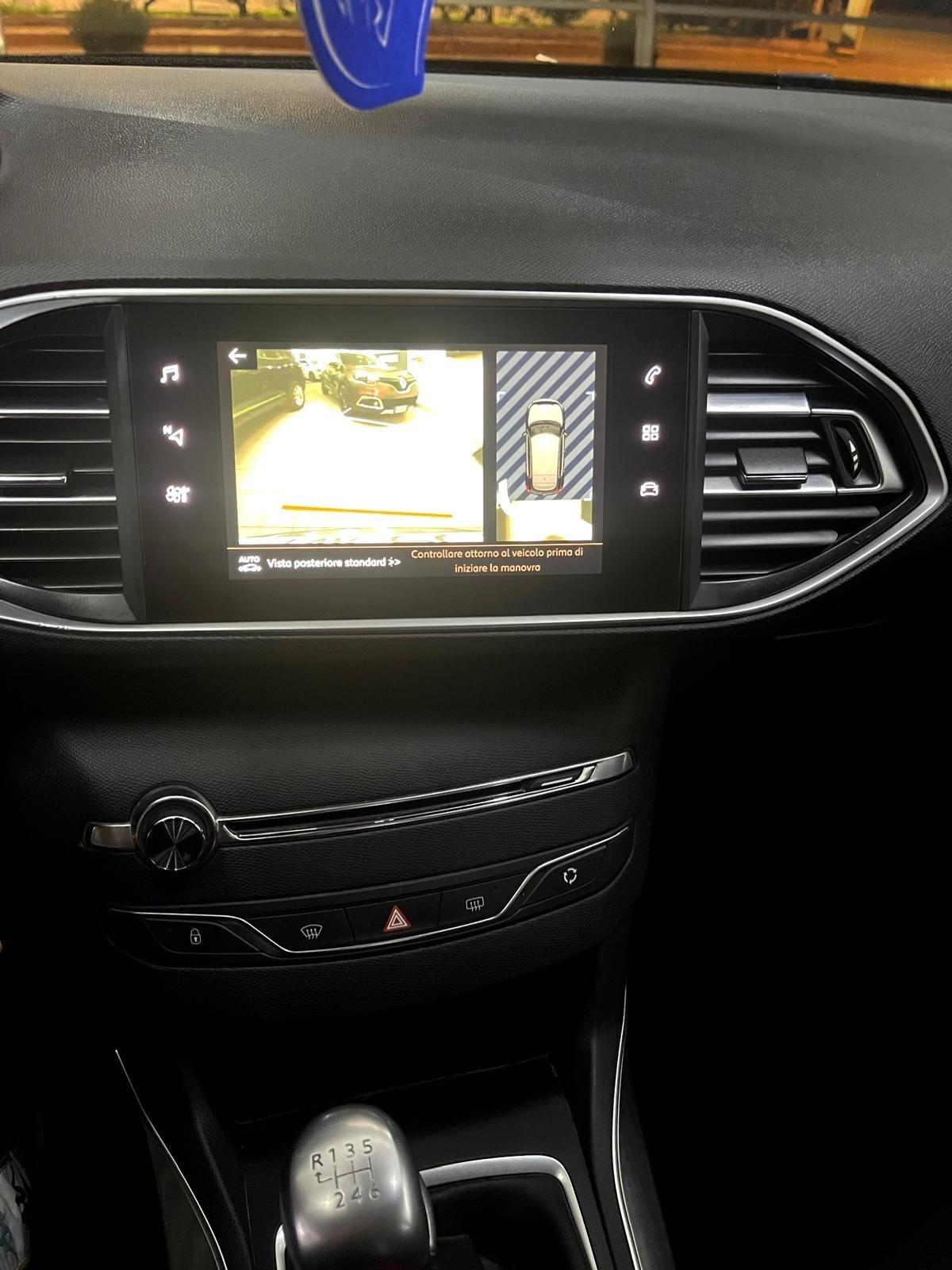 Peugeot 308 BlueHDi 120 S&S Allure