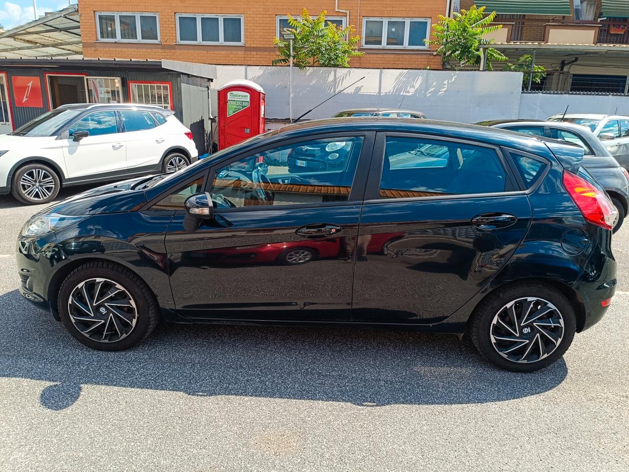 Ford Fiesta 1.5 TDCi 75CV 5 porte Business