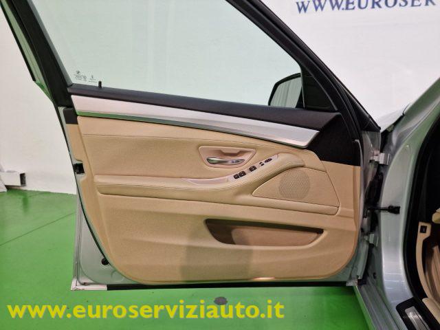 BMW 528 i Luxury