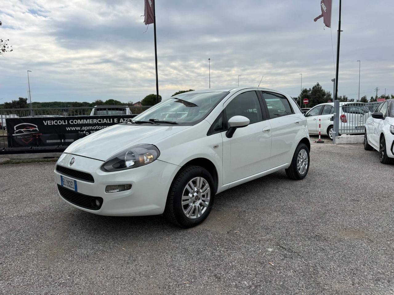 FIAT Punto 1.4 5p. EMOTION Natural Power