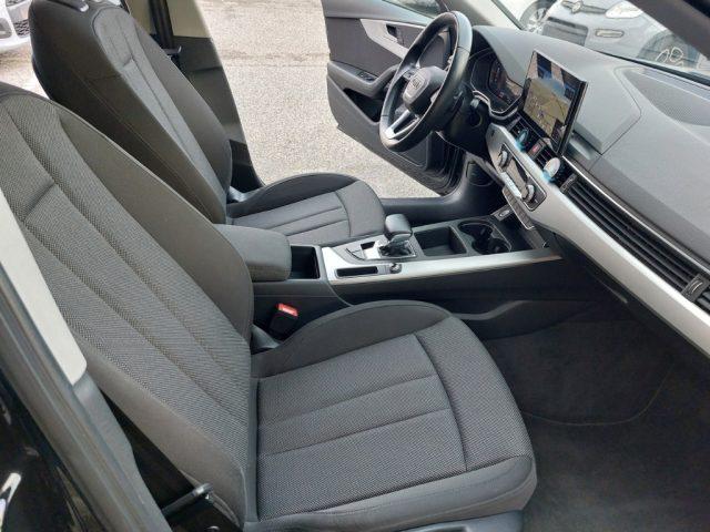 AUDI A4 Avant 30 TDI/136 CV S tronic Bus. Adv. Uniprò
