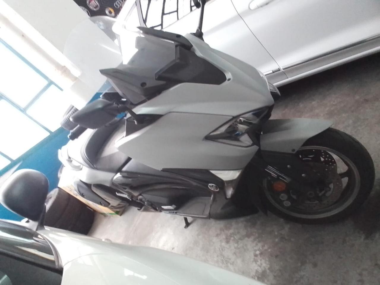 Yamaha T Max 530 DX ABS