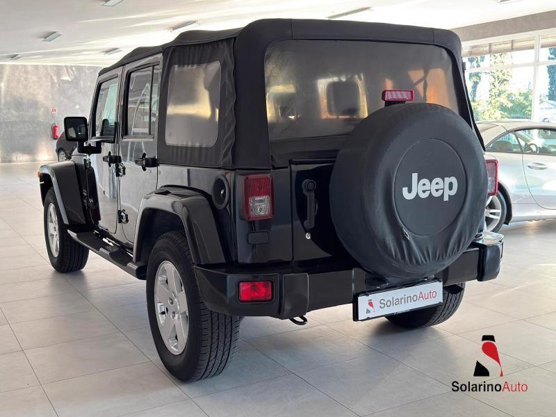 Jeep Wrangler Unlimited 3.8L Sahara auto