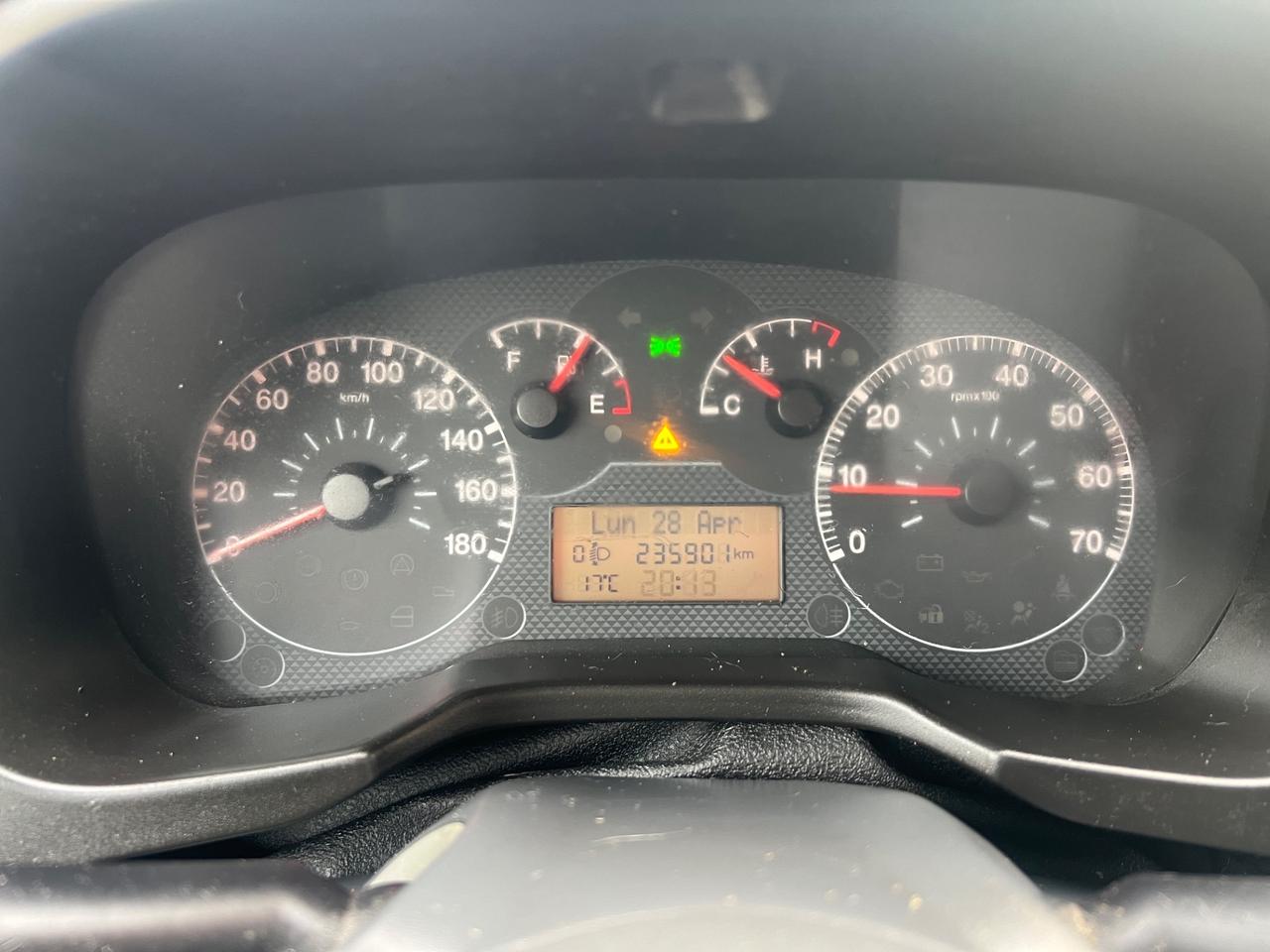 Fiat Qubo 1.3 MJT 75 CV Trekking