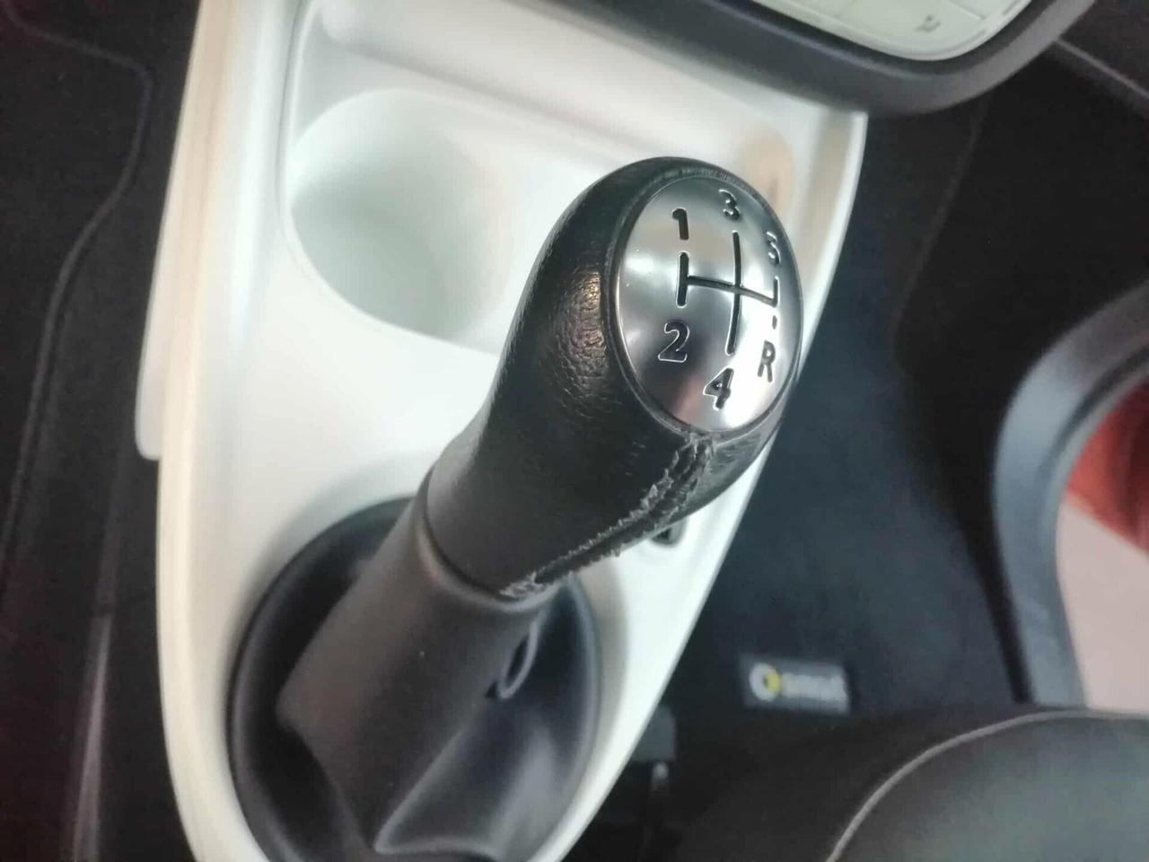 SMART FORFOUR 2015 PASSION 1.0 71CV MANUALE