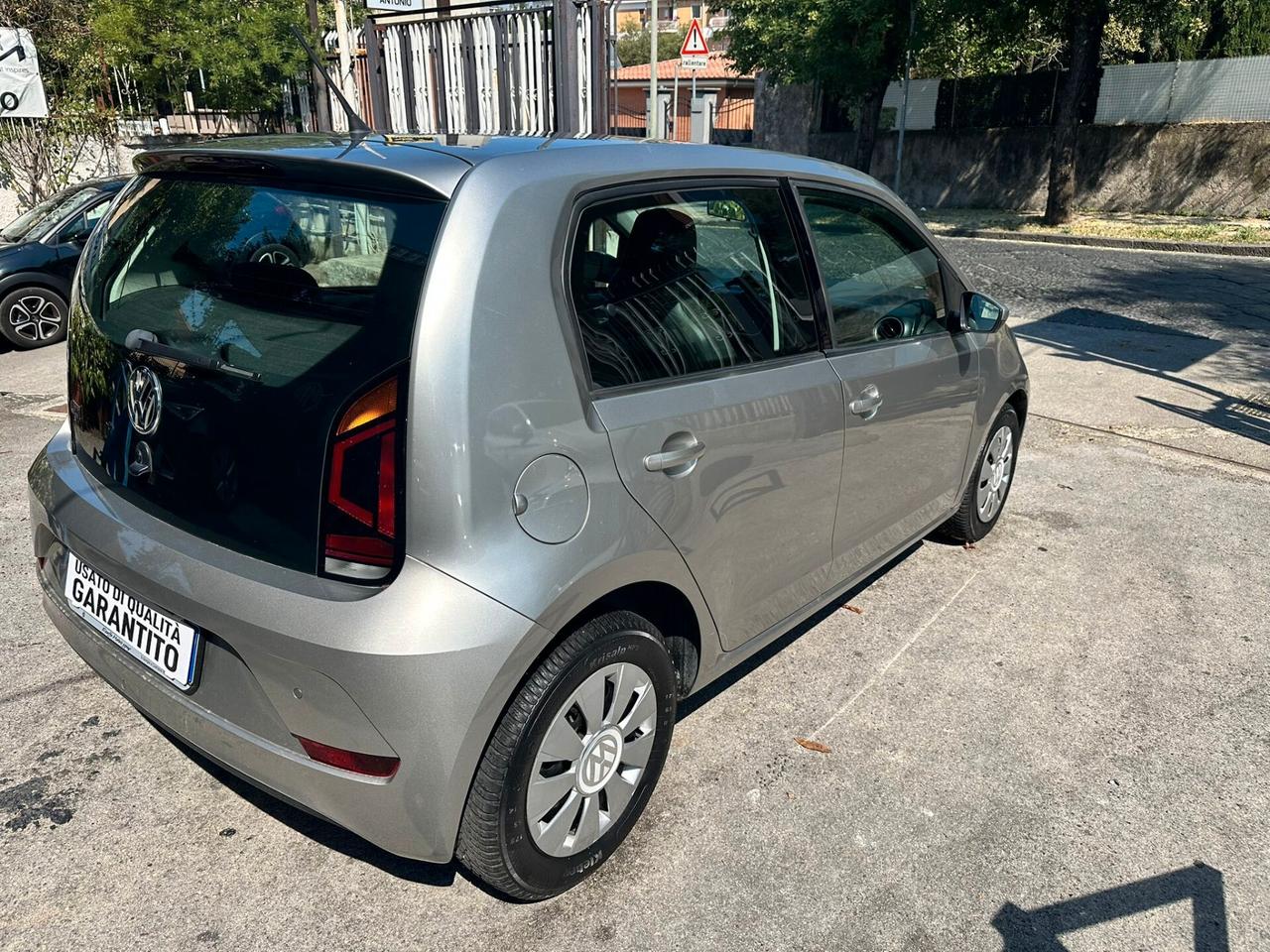Volkswagen up! 1.0 60 CV 5p. move