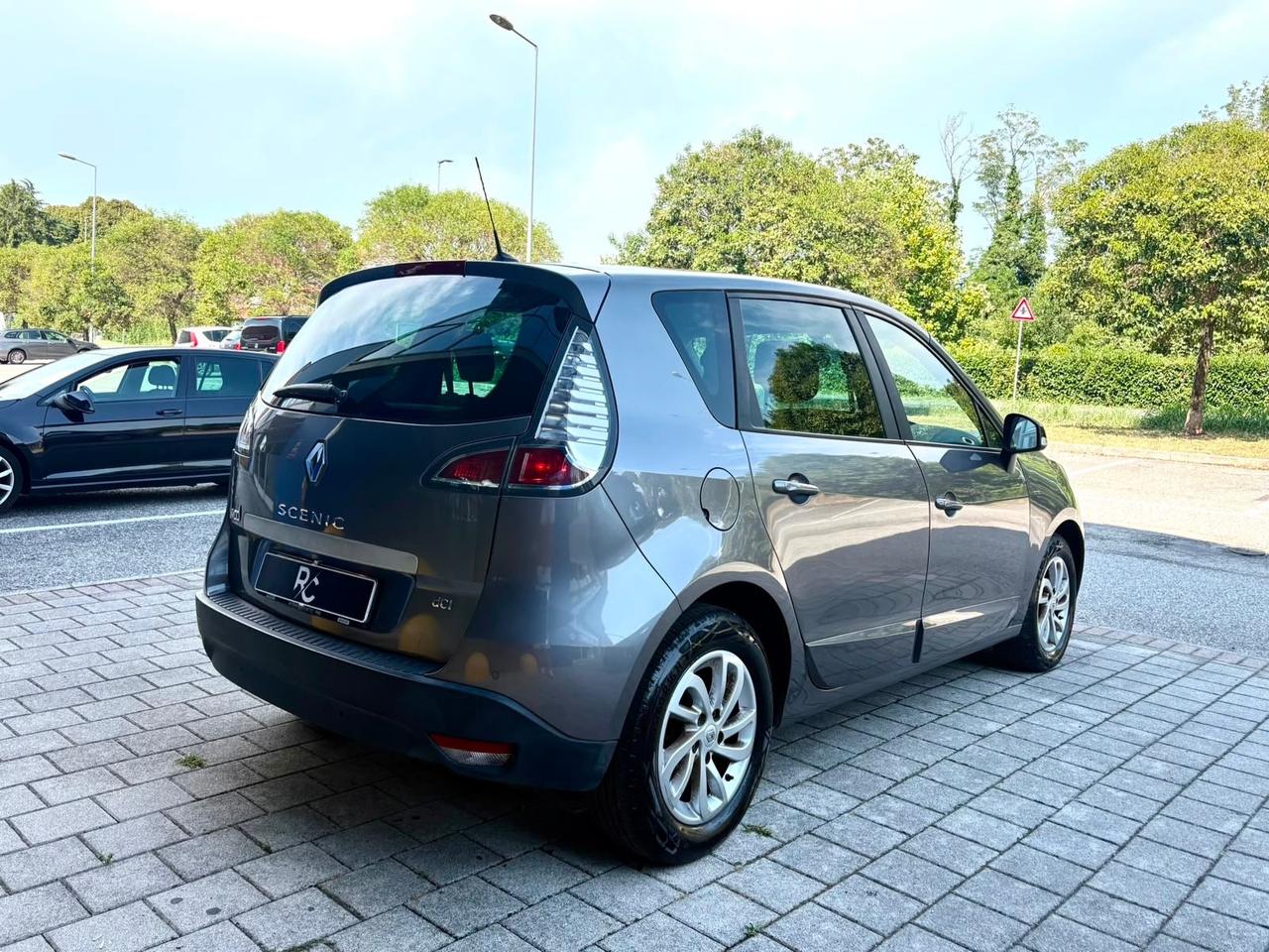 Renault Scenic Scénic XMod 1.5 dci Neopatentati