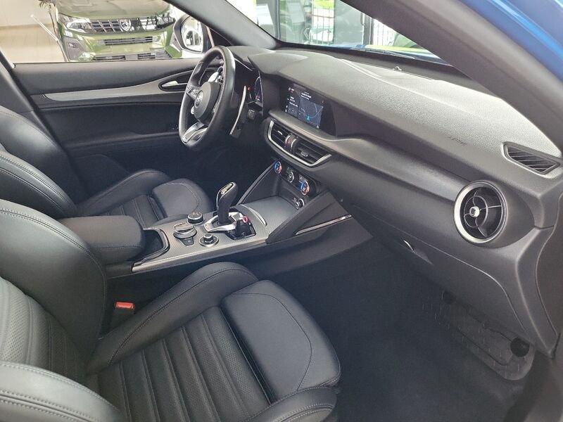 Alfa Romeo Stelvio 2.2 TD 210 CV AT8 Q4 Veloce DISPONIBILI ALTRI COLORI E ALLESTIMENTI