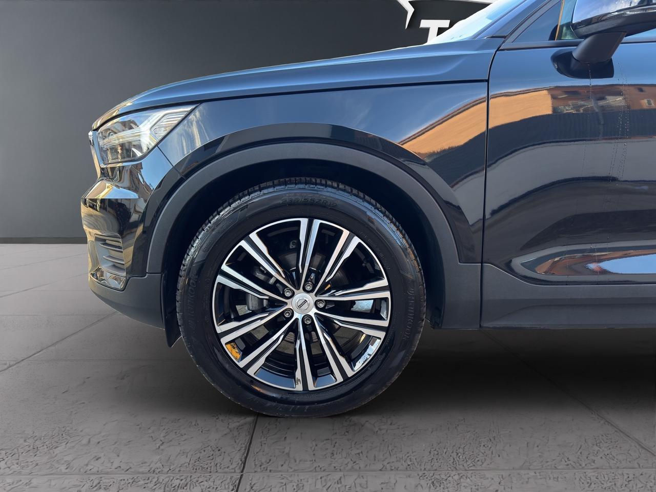 VOLVO XC40 D3 GEARTRONIC MOMENTUM - MY20