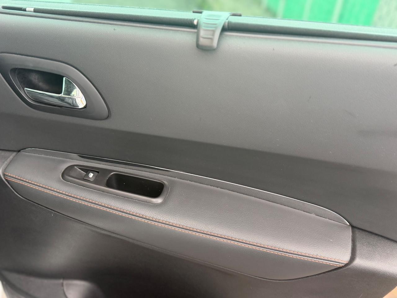 Peugeot 3008 1.6 HDi 2016 Crossway – Tetto Panoramico – Full Optional