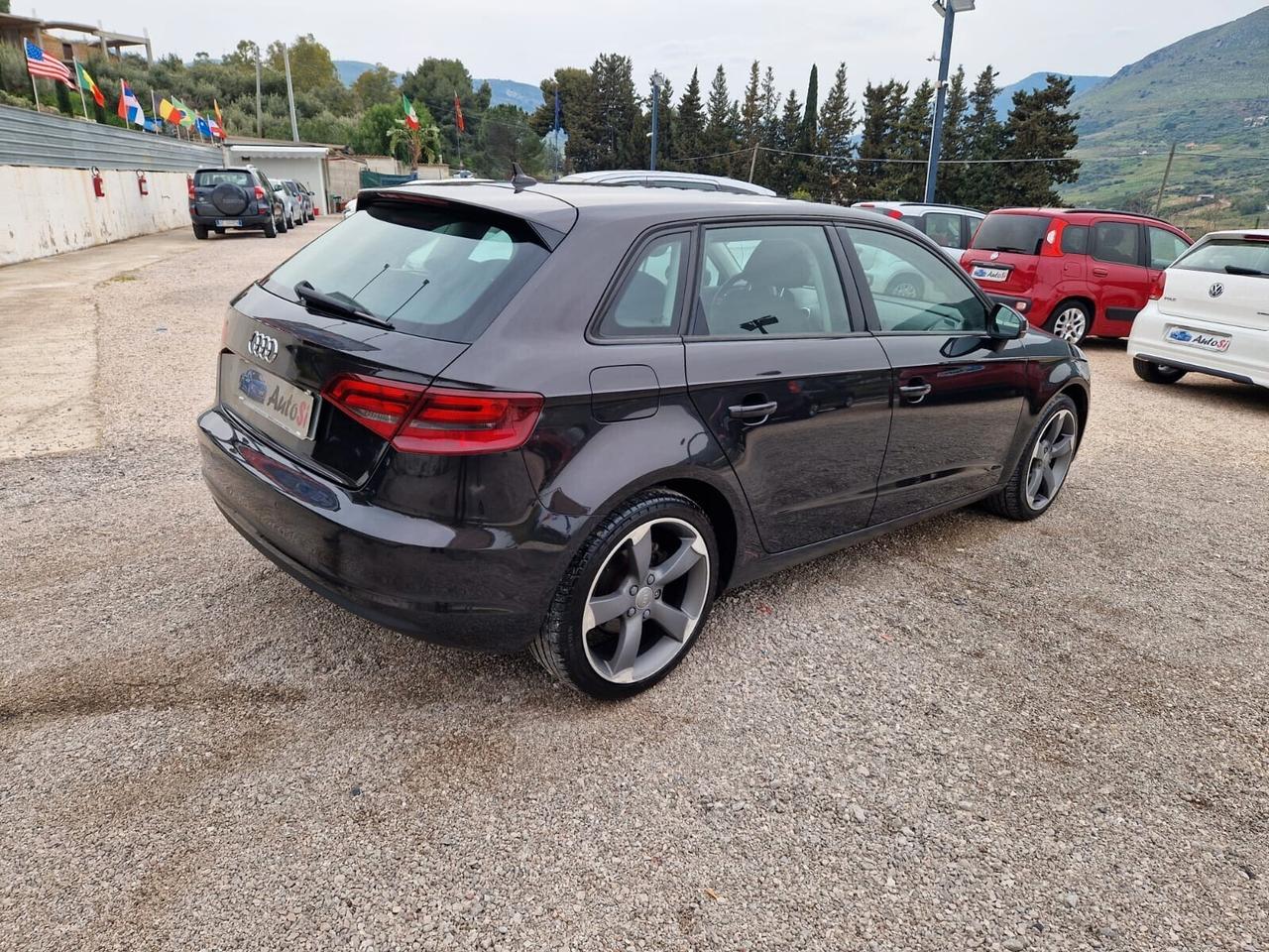 Audi A3 SPB 1.6 TDI 105 CV CR Ambition