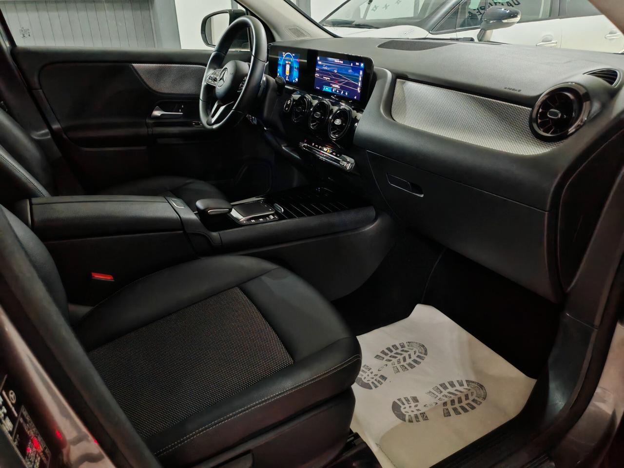 Mercedes-benz GLA 180d navig cam led 2022
