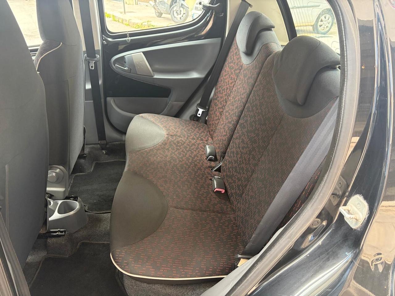 Peugeot 107 1.0 5p. Sweet Years 80.000KM NUOVA