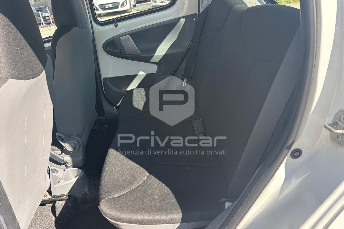 TOYOTA Aygo 1.0 12V VVT-i 5 porte Sol Connect