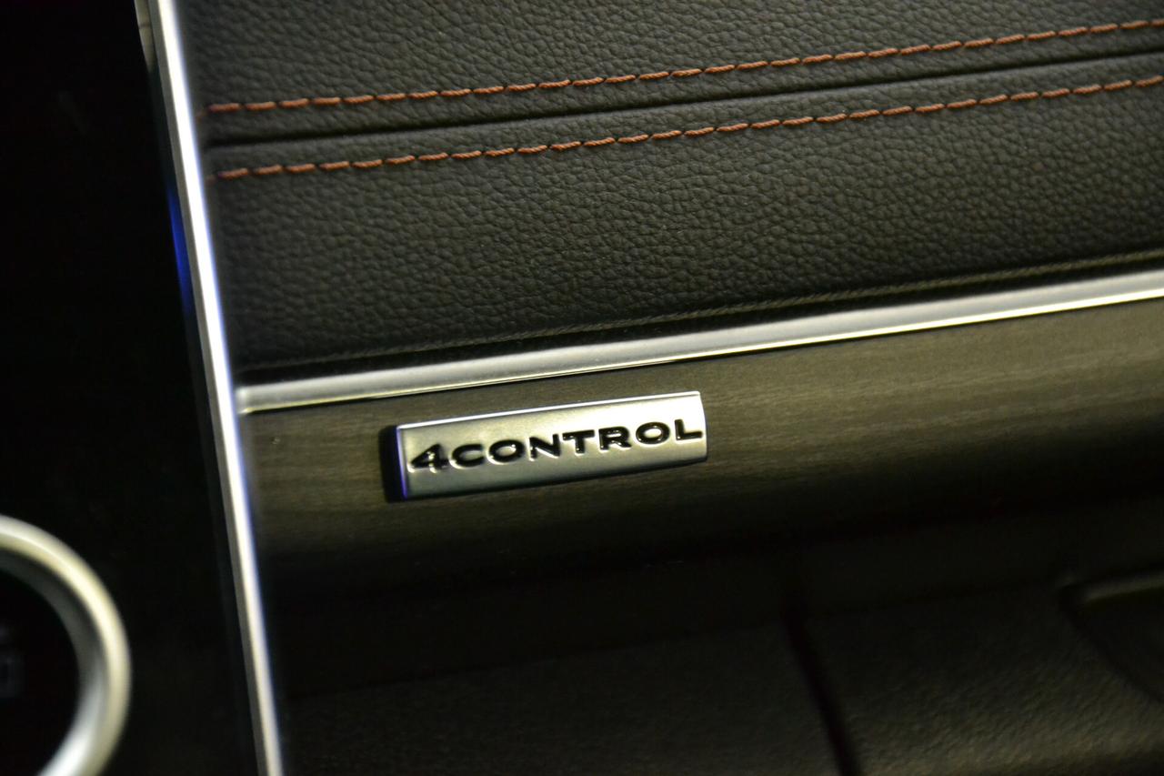 Renault Espace 2.0 dCi 190CV EDC INITIALE PARIS 4CONTROL 7 POSTI