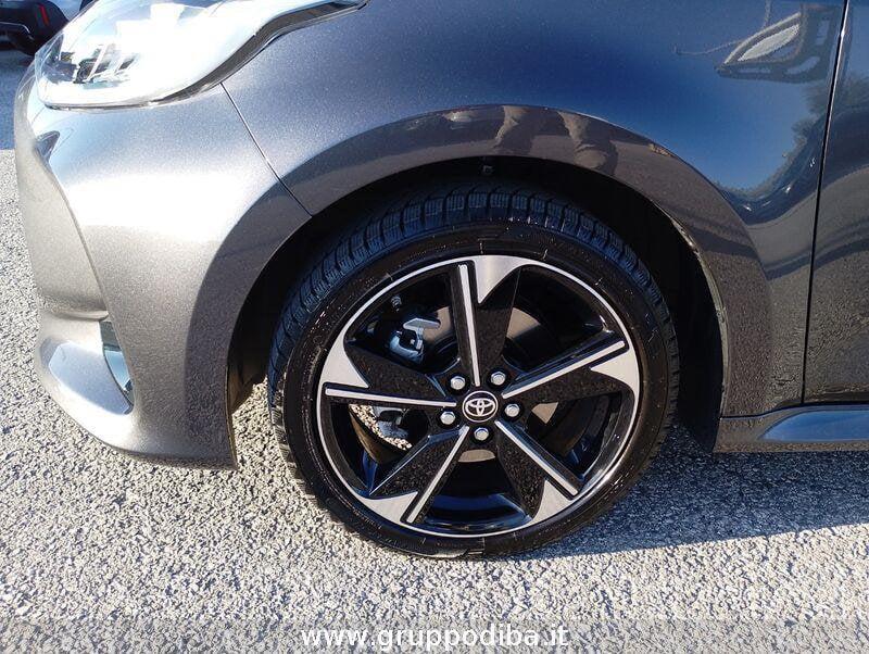 Toyota Yaris IV 2020 1.5h 130 Lounge