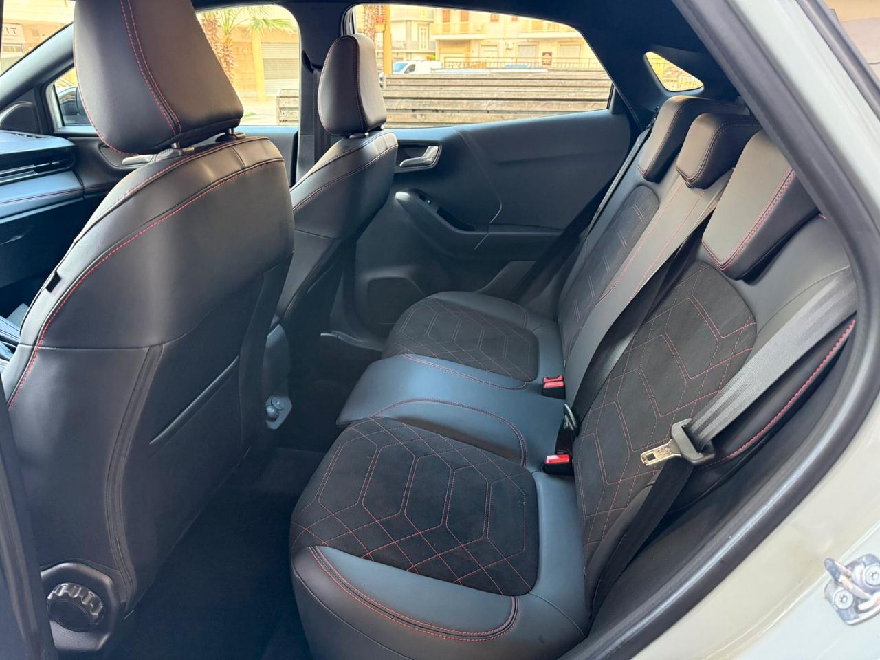 Ford Puma 1.0 EcoBoost Hybrid 125 CV S&S aut. ST-Line X