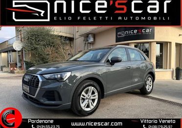 AUDI Q3 35 TDI S tronic Business