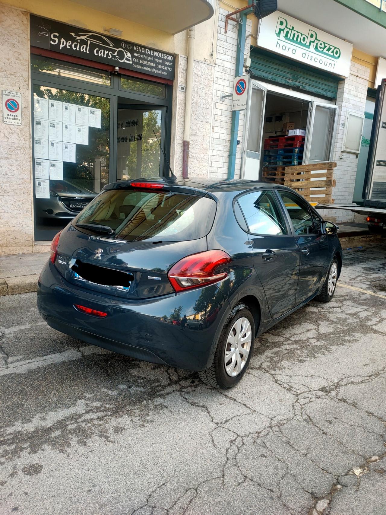 Peugeot 208 BlueHDi 75 5 porte Allure