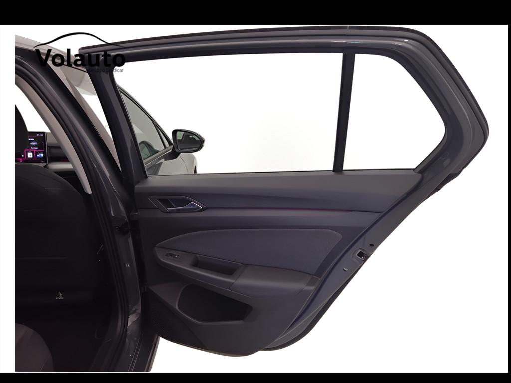 VOLKSWAGEN Golf VIII 2024 - Golf 2.0 tdi Life 115cv