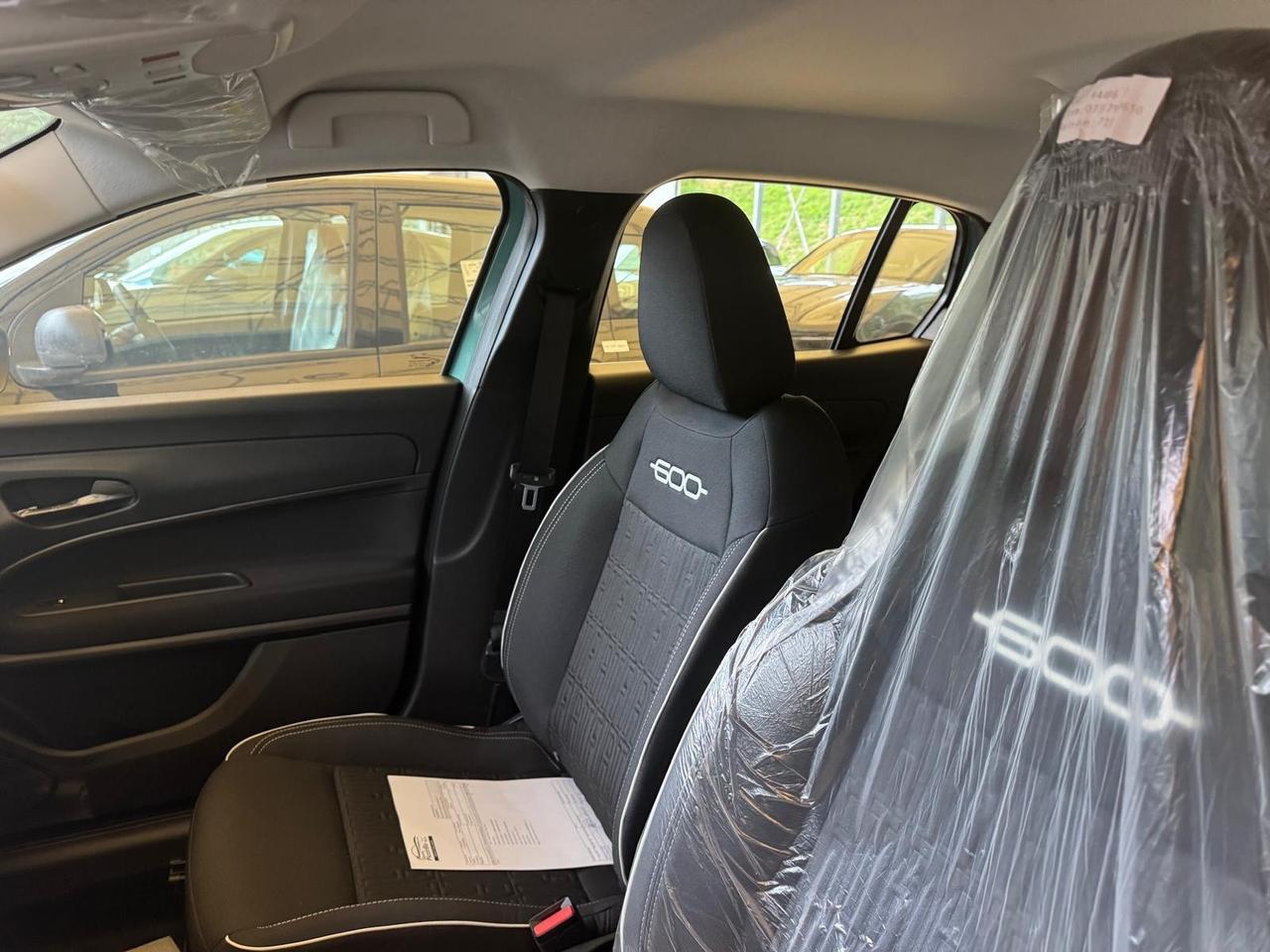 Fiat 600 Hybrid 100 CV DCT MHEV