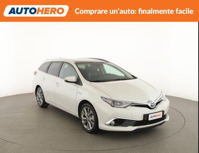 TOYOTA Auris Touring Sports 1.8 Hybrid Lounge