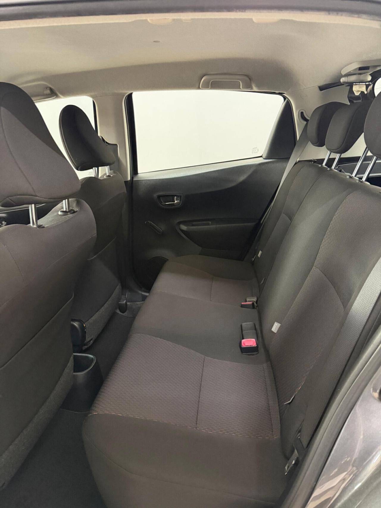 Toyota Yaris 1.4 D-4D 5 porte Lounge