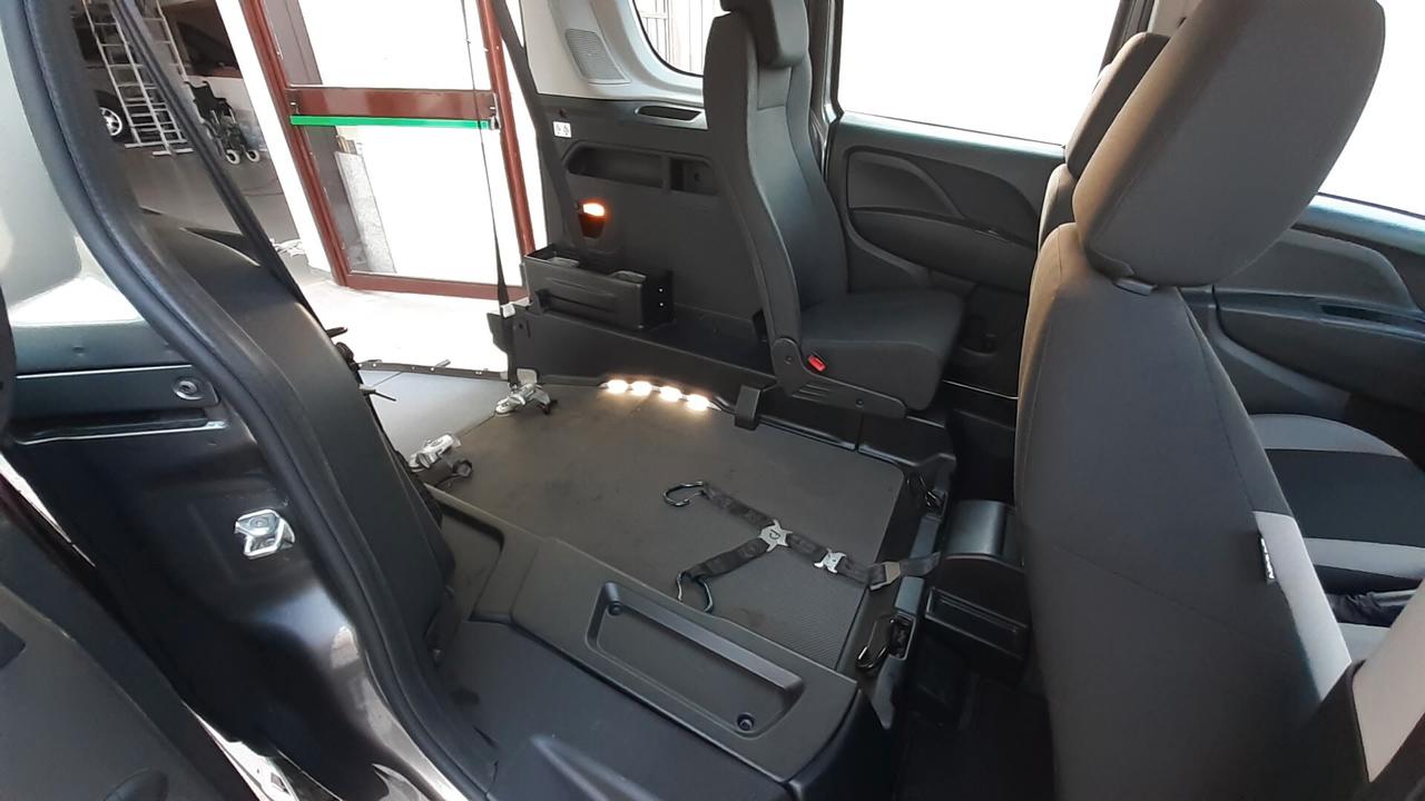 Doblo trasporto disabili ribassato 15.553 km!