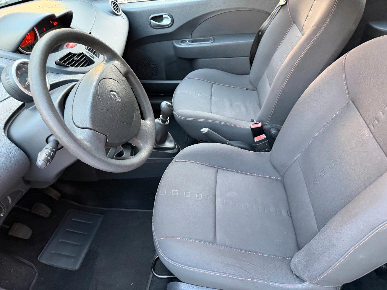 Renault Twingo 1.2 Le Iene 60cv IDONEA NEOPATENTATI