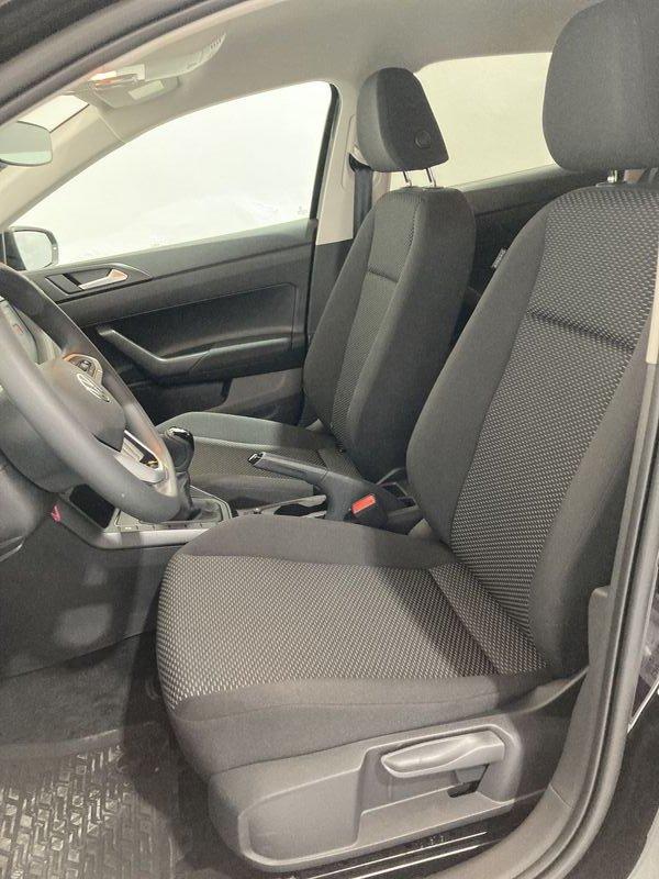 Volkswagen Polo 1.0 Young