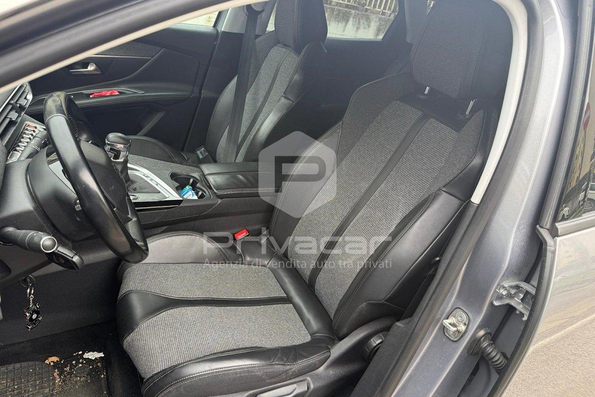 PEUGEOT 3008 BlueHDi 130 S&S Allure