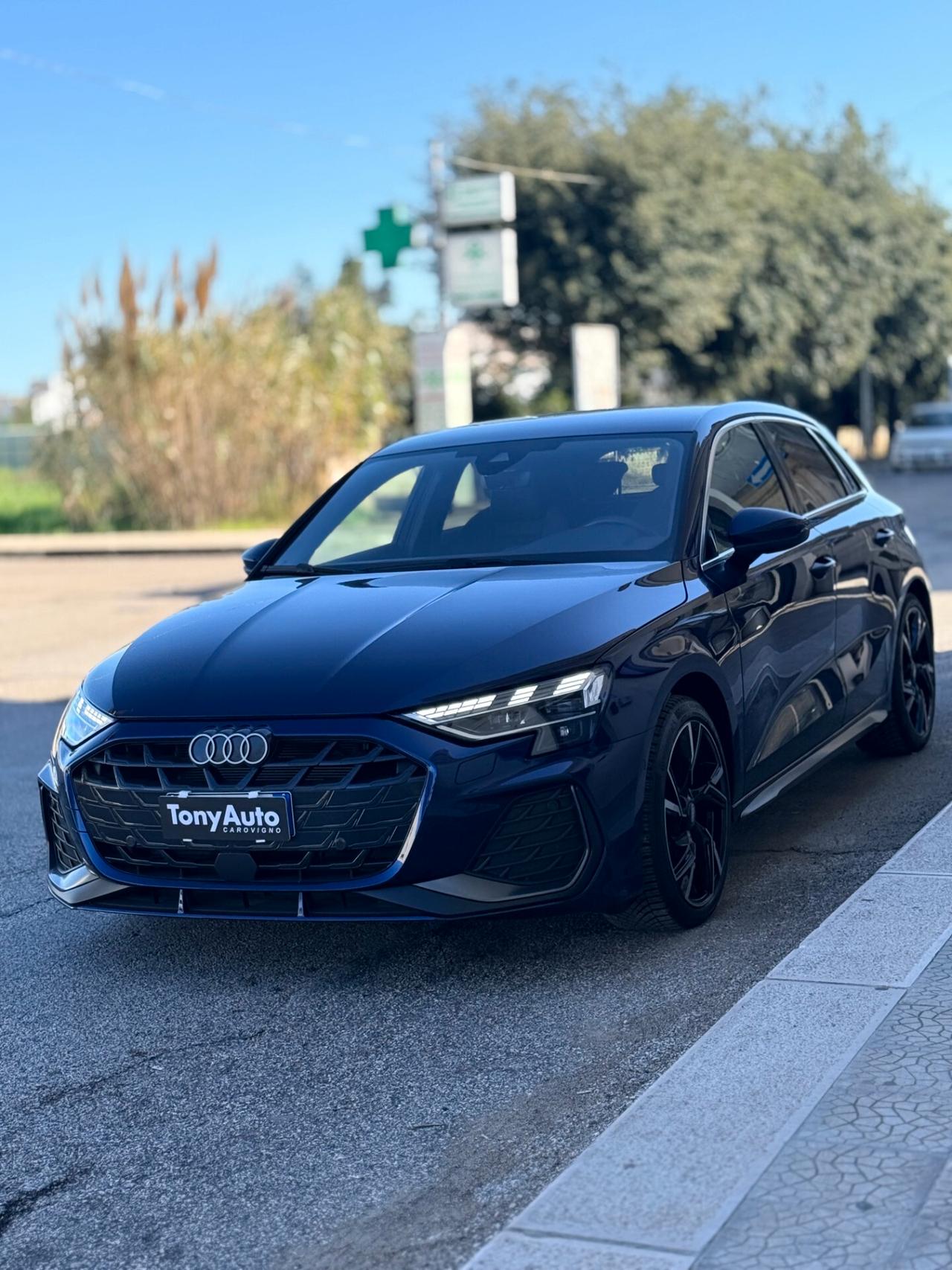 Audi A3 SPB 35 TDI S tronic line edition PACCHETTO LUCI SOFFUSE,APPLE CARPLAY,NAVI,TELECAMERA,FARO MATRIX