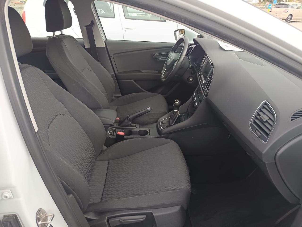 Seat Leon 1.6 TDI 105 CV Tua a 105€ / mese