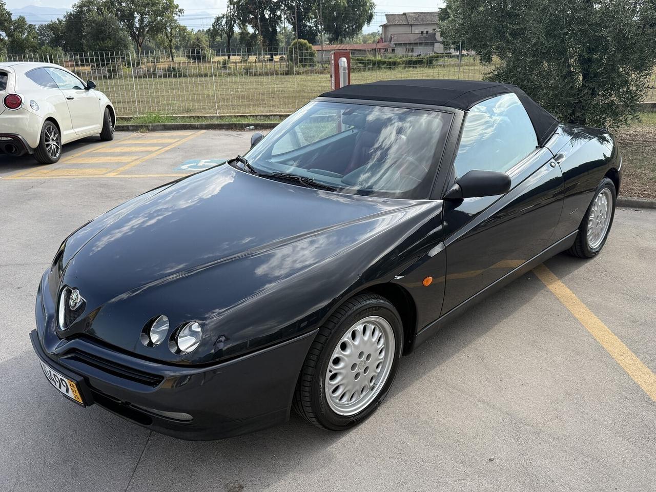 ALFAROMEO GTV SPIDER 2.0 INTERNI IN PELLE ROSSA