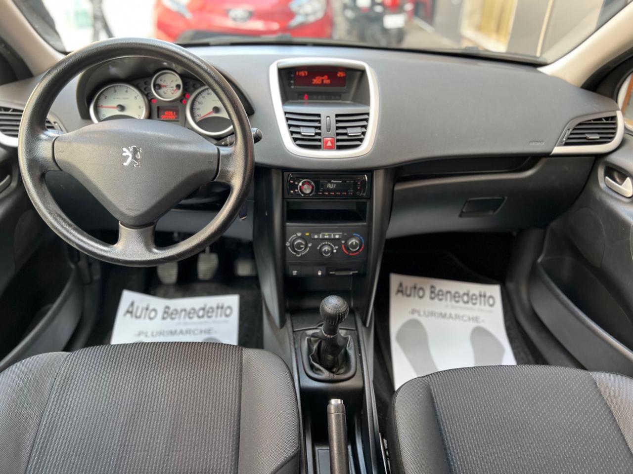 Peugeot 207 1.4 8V 75CV ECO GPL 2009