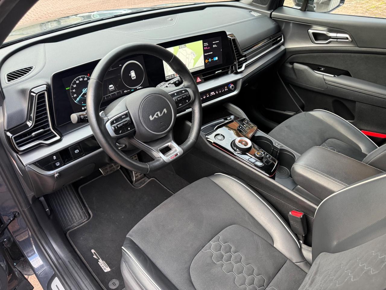 Kia Sportage 1.6 TGDi HEV AWD AT GT-line