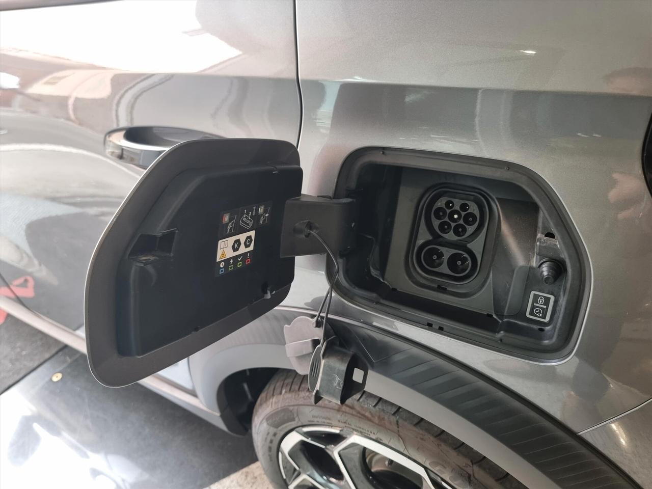 Citroen C3 e-C3 motore elettrico 113 CV Max NESSUN VINCOLO FINANZIAMENTO ADATTA X NEO PATENTATI